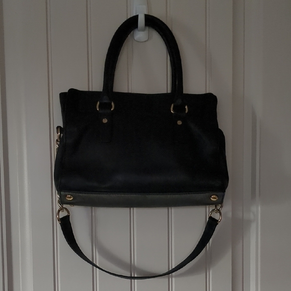 Michael Michael Kors Black Leather Handbag with Gold Accents - Picture 3 of 9
